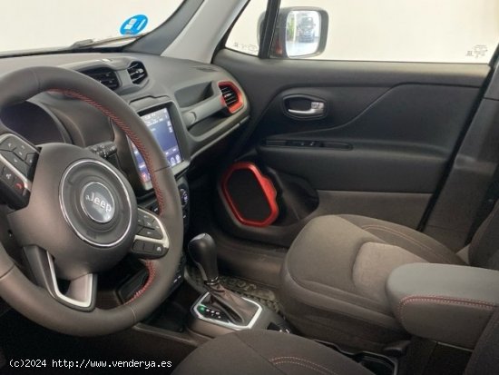 Se Vende JEEP RENEGADE Renegade o Trailhawk Plug-in-Hybrid 4Xe Plug in Hy