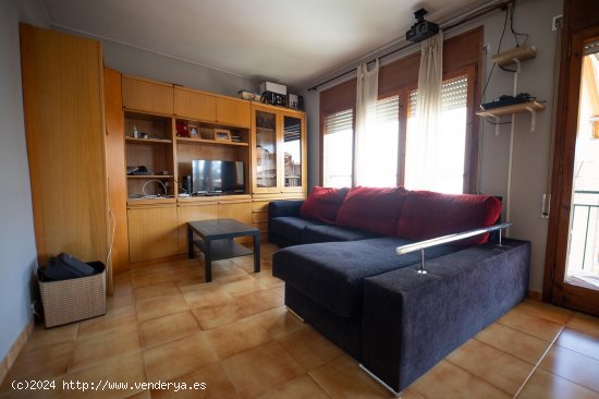  Unifamiliar adosada en venta  en Manlleu - Barcelona 