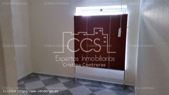 Local 90m2 - Sevilla