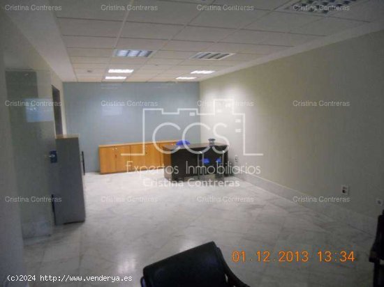 Chalet 568m2 para oficinas - Sevilla