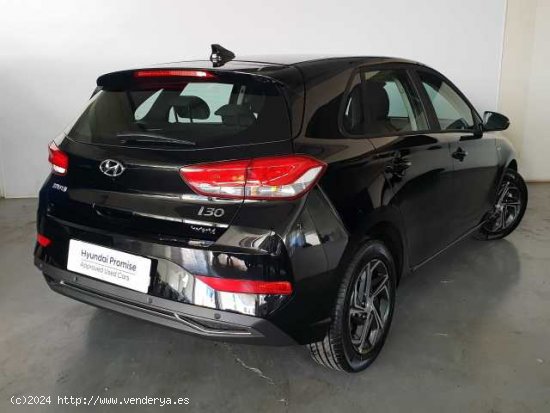 Hyundai i30 ( 1.0 TGDI Klass LR 48V 120 )  - Granada