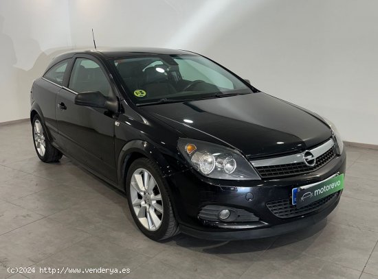 Opel Astra H GTC 1.7 CDTI - Sevilla