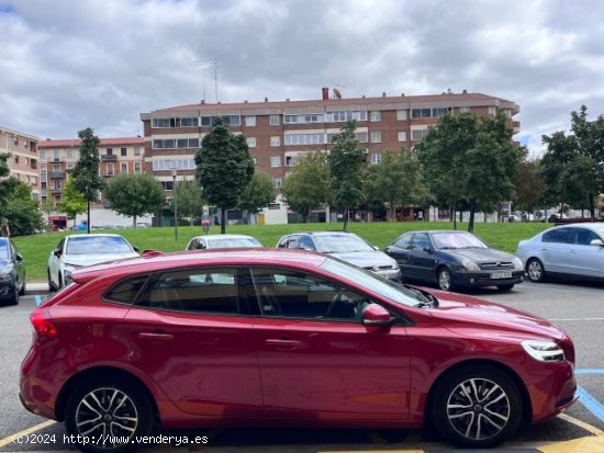 VOLVO V40 en venta en Pamplona/IruÃ±a (Navarra) - Pamplona/IruÃ±a