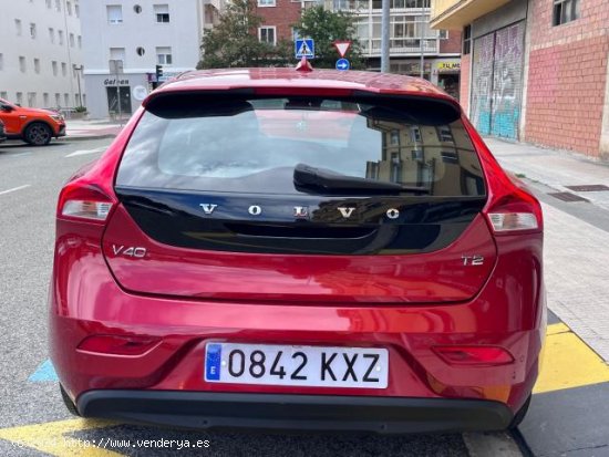 VOLVO V40 en venta en Pamplona/IruÃ±a (Navarra) - Pamplona/IruÃ±a