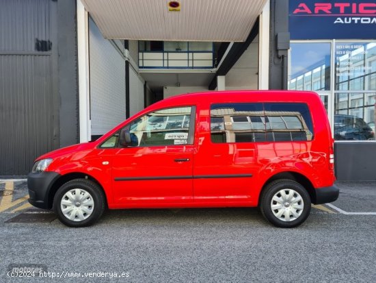 Volkswagen Caddy Kombi 1.6 tdi de 2012 con 262.000 Km por 7.950 EUR. en Navarra