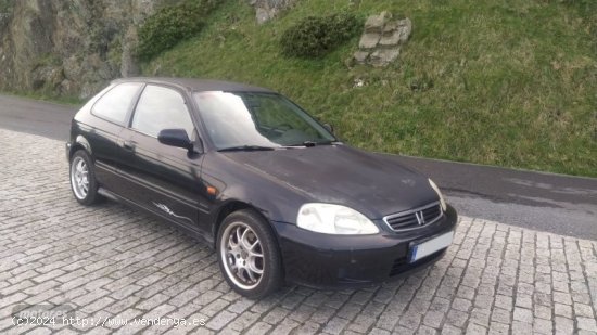 Honda Civic 1.4 iS de 1999 con 224.844 Km por 1.700 EUR. en A Coruna