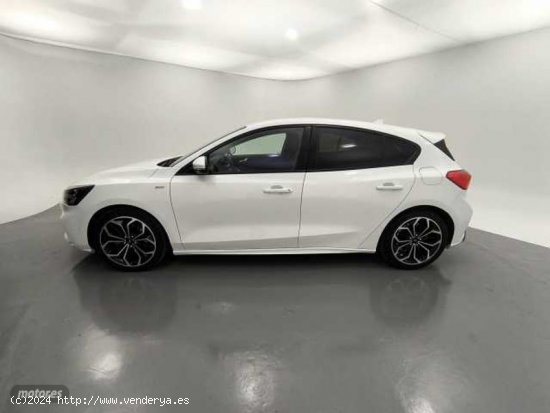 Ford Focus 1.0 Ecoboost ST Line 125 de 2020 con 27.400 Km por 17.900 EUR. en Barcelona