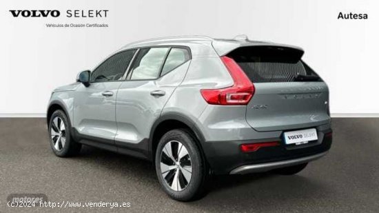 Volvo XC40 Core, B3 Mild hybrid, Gasolina de 2024 con 6 Km por 38.900 EUR. en Pontevedra