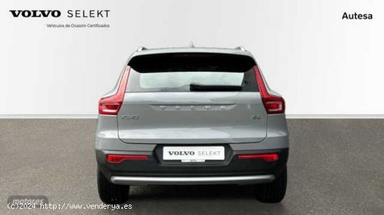 Volvo XC40 Core, B3 Mild hybrid, Gasolina de 2024 con 6 Km por 38.900 EUR. en Pontevedra