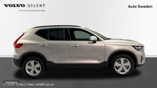 Volvo XC40 XC40 Essential, B3 Mild hybrid, Gasolina de 2024 con 1 Km por 33.900 EUR. en Valencia