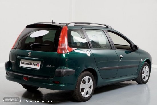 Peugeot 206 SW 1.4i X-Line, En Automocion Pere de 2003 con 135.000 Km por 3.990 EUR. en Tarragona