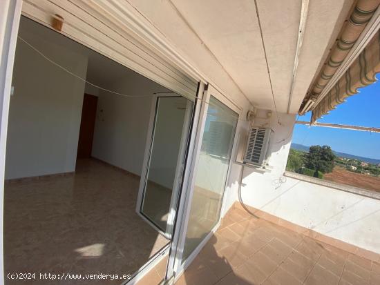 Casa de Pueblo  en Jorba-Sant Genis, almacen, 3 dorm, terraza. A 10min de Igualada por 155.000 Eur. 