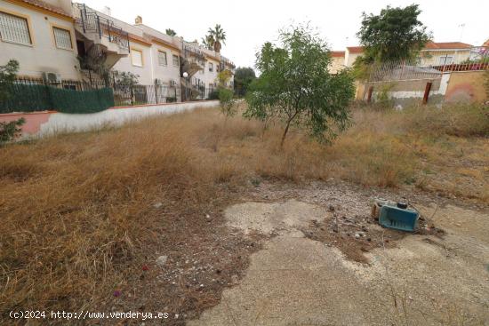 SOLAR EN VENTA EN ALGORFA JUNTO AL CAMPO DE GOLF! - ALICANTE