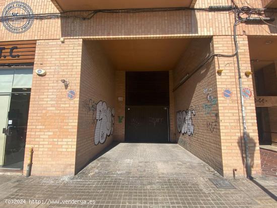 Se vende plaza de garaje en C/Juan Ramón Jiménez - VALENCIA