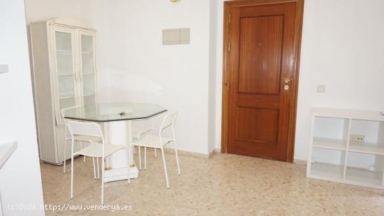 ALQUILA COQUETO APARTAMENTO EN EL CENTRO JEREZ - CADIZ