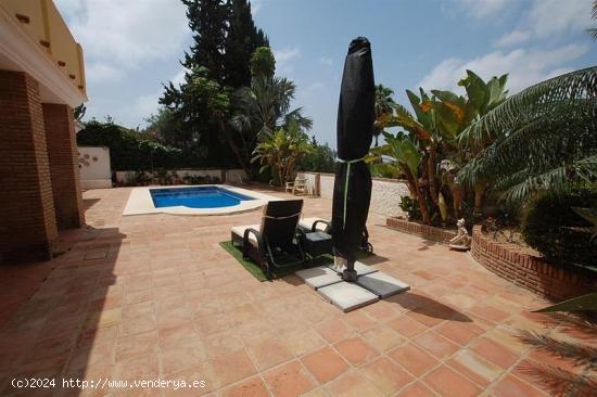 Villa Independiente en venta en Mijas Costa - MALAGA