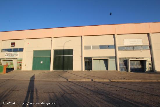 NAVE EN VENTA EN POLÍGONO VALDEFERRÍN - ZARAGOZA