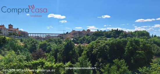 VENTA.-.CASA CON JARDIN.-.CALLE SAN GABRIEL.-.SEGOVIA - SEGOVIA