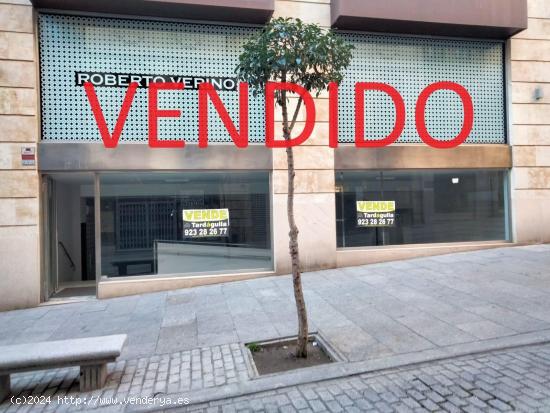 MAGNIFICO LOCAL COMERCIAL EN EL CENTRO - SALAMANCA