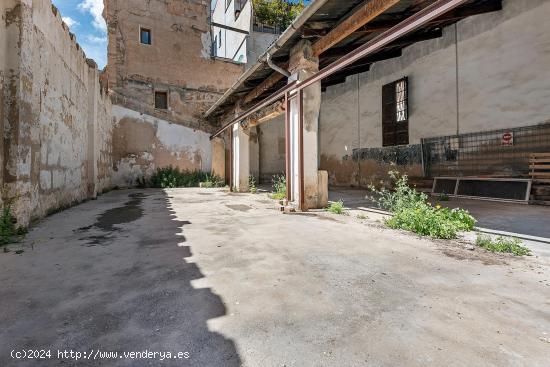 Magnífico edificio en Sa Gerreria con licencia de restaurante y posibiliad de residencial - BALEARE