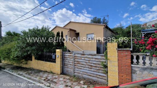  Casa en Cabrera D`Anoia de 129m² construidos con parcela de 800m². - BARCELONA 