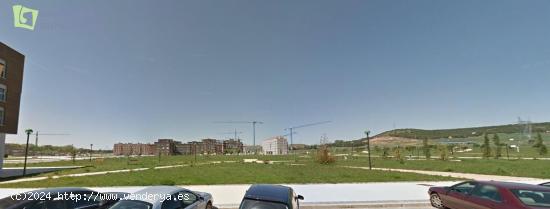 LOCAL/ OFICINA EN PARQUE JUAN PABLO II EN BURGOS. OPORTUNIDAD DE NEGOCIO - BURGOS