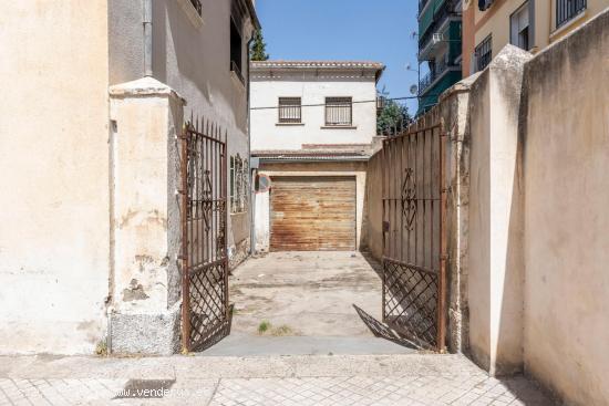 !!ESPECTACULAR PARCELA CON VIVIENDA JUNTO LA HÍPICA!! - GRANADA