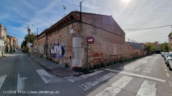 VENTA SOLAR EDIFICABLE - CASTELLAR DEL VALLÈS - BARCELONA