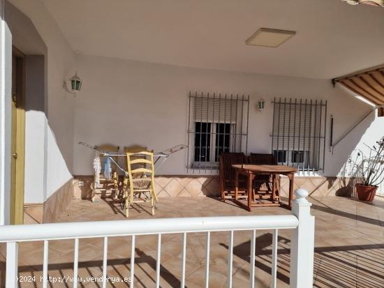 CHALET A UN PASO DE ELCHE - ALICANTE