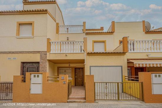  Chalet adosado en La Campaneta, Orihuela por 160.000€ - ALICANTE 