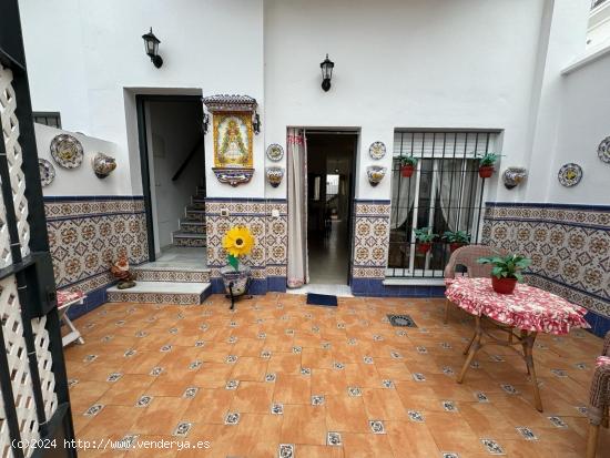 MARAVILLOSA CASA INDEPENDIENTE EN UNA UBICACIÓN PRIVILEGIADA ( PLAZA DE LAS INFANTAS) - CADIZ