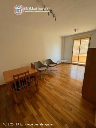 SE VENDE APARTAMENTO EN CORTE INGLES, TU HOGAR EN API LUNA - ALBACETE