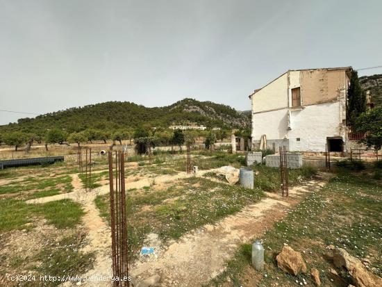  SOLAR URBANO CON PROYECTO APROBADO PARA RESTAURANTE - BALEARES 