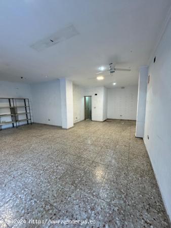 LOCAL COMERCIAL EN ZONA ZONA PLAZA CREVILLENTE - ALICANTE