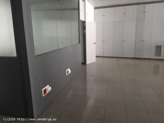 Local en venta en Plaza Salvador, Bajo, 28911, Leganés (Madrid) - MADRID