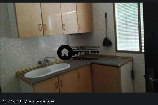 INMOBILIARIA TEJARES 2 VENDE CASA CON PATIO EN LA RODA - ALBACETE