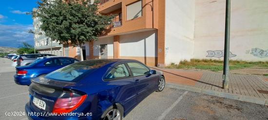 LOCAL COMERCIAL DE 300M EN CAMPELLO PLAYA!!!AÑO 2005 IDEAL PARA NEGOCIO. - ALICANTE