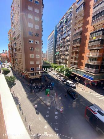 Se vende Vivienda en Calle Diaz Moreu (Centro de Alicante) - ALICANTE