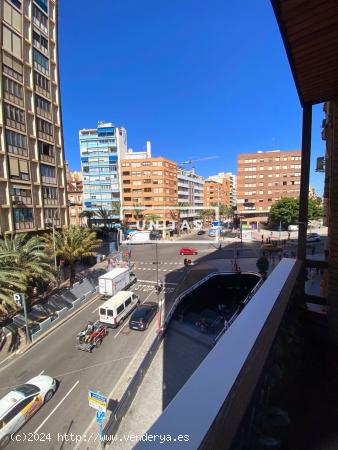 Se vende Vivienda en Calle Diaz Moreu (Centro de Alicante) - ALICANTE