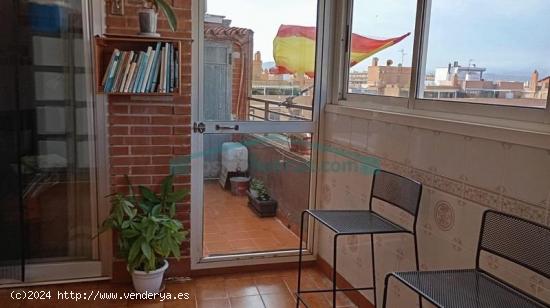 Extraordinario ático a la venta en Puerto de Sagunto, en zona de las islas, a un paso de la playa!!