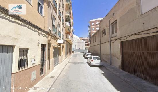 Venta piso en Elda (Alicante) - ALICANTE