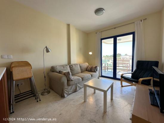 Precioso apartamento en venta con vistas al mar en La Manga del Mar Menor KM4 - MURCIA