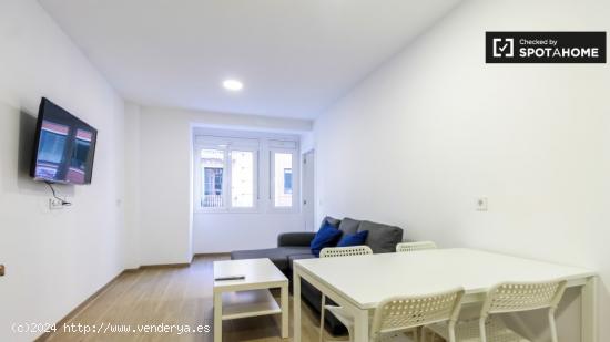 Slick apartamento de 1 dormitorio en alquiler en Sants - BARCELONA