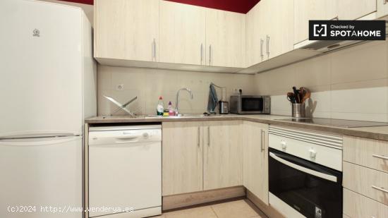 Acogedora habitación en alquiler, apartamento de 5 dormitorios, L’Eixample - BARCELONA