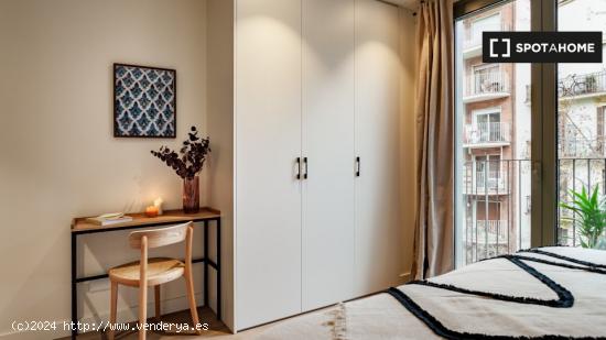 Apartamento de 3 dormitorios en alquiler en Barcelona - BARCELONA