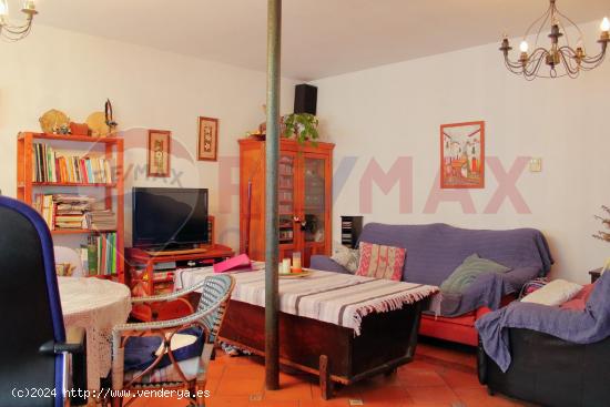 Casa de pueblo en Viana, a la venta - VALLADOLID