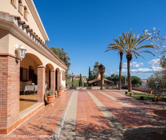 Espectacular Casa Tipo Masía: Calidad, Calidez y Naturaleza en un Solo Lugar. - TARRAGONA