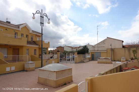 MAGNIFICO DÚPLEX SEMI-NUEVO EN POZO ESTRECHO - MURCIA