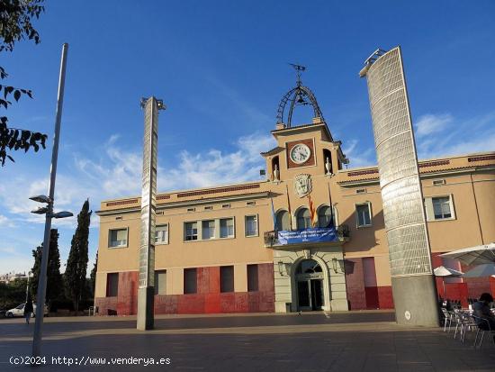 SOLAR EN VENTA EN SANTA COLOMA DE GRAMANET - BARCELONA