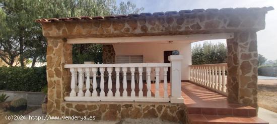  SE VENDE CHALET - VALENCIA 